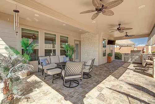 16514 Twinwalker Dr Photo 1