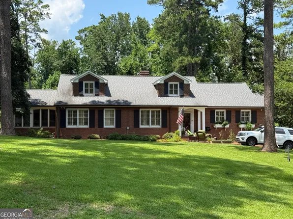 3003 Highpoint Dr, Macon, GA 31204