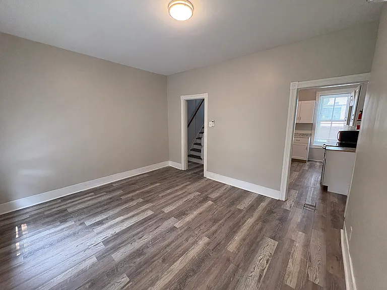 411 South St, Apt 1 — Photo 7