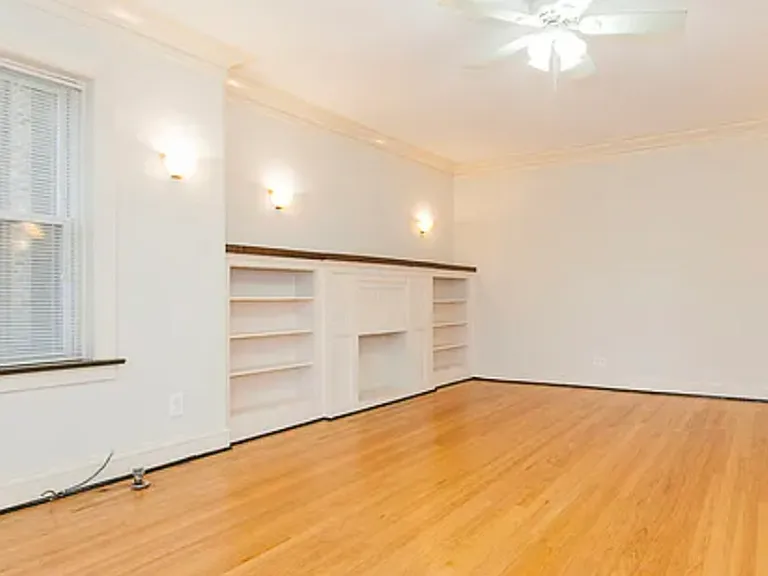7440 N Claremont Ave #3 — Photo 6