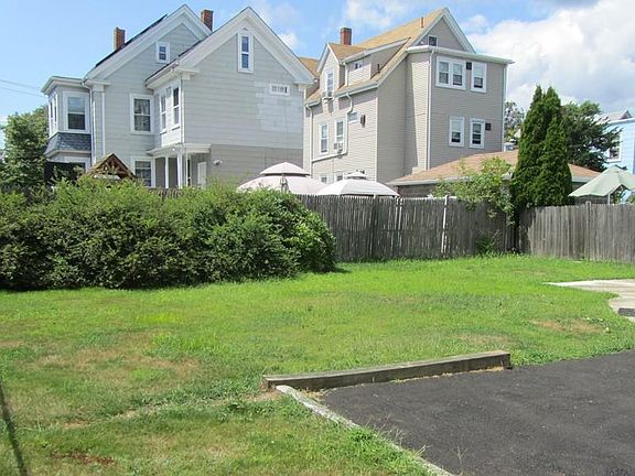 5th image of 30 Kirtland St