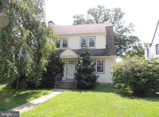 4016 School Ln, Drexel Hill, PA 19026