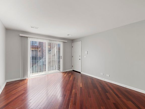 3rd image of 5825 W Higgins Ave APT 2A