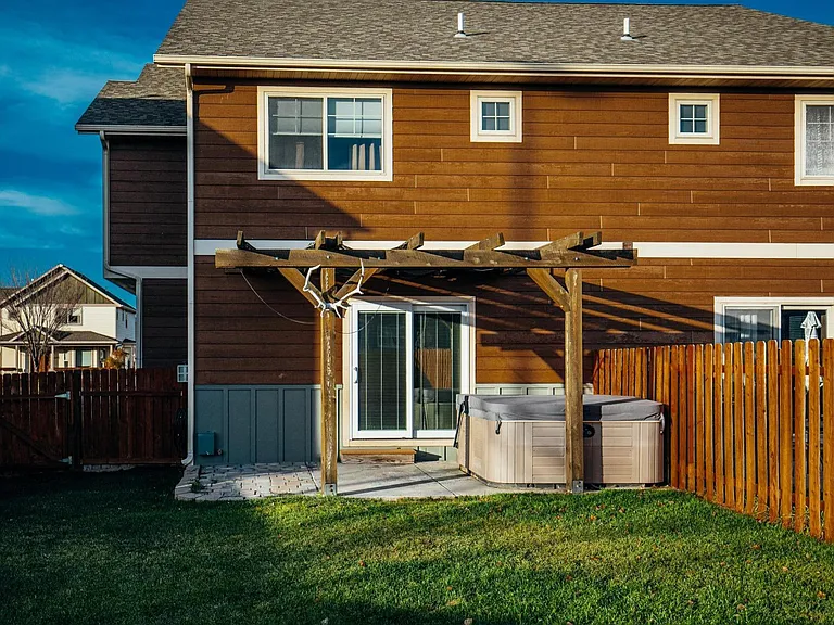 4662 Shadowglen Dr #B — Photo 33