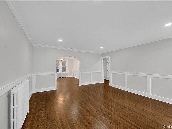 5th image of 94 Fowler Avenue