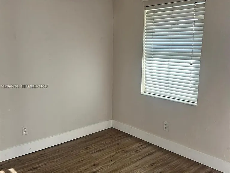 2214 N 25th Ave #2 — Photo 4