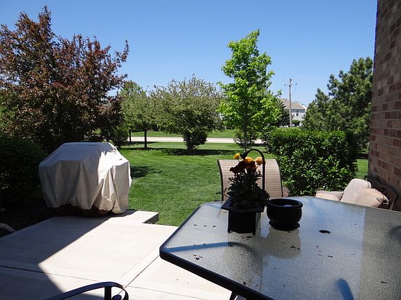 3rd image of 11968 Winterberry Ln