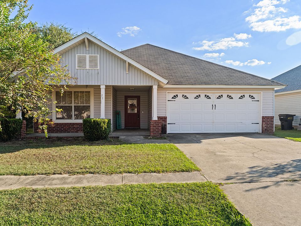 1st image of 17 S Village Ln