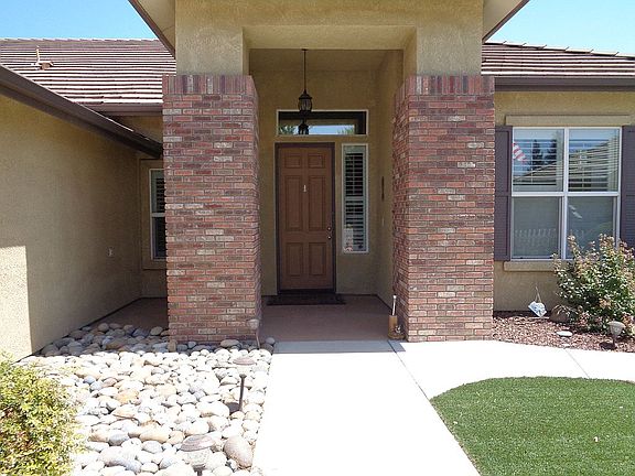 5th image of 2216 N Mendonca Ct