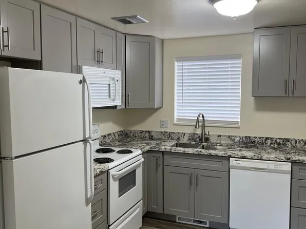 1934 W 4700 S, Roy, UT 84067