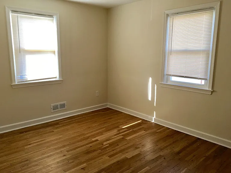 7226 Bridgewood Dr — Photo 14