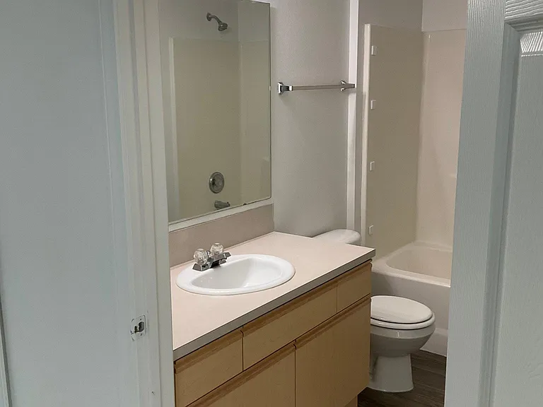 187 N Avenger Ln #201 — Photo 12