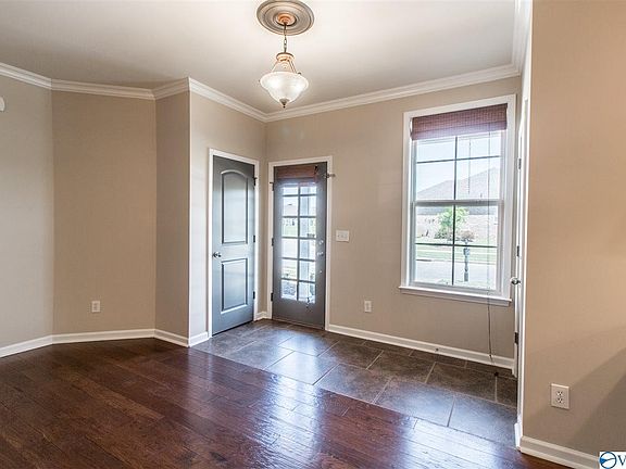 2nd image of 15 Atherton Cir SW