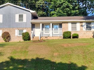 1498 Smokehouse Ln, Stone Mountain, GA 30088