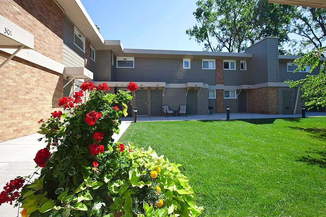 Valley Village Apartments — Photo 2