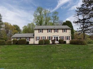 725 Pheasant Run Rd, West Chester, PA 19382