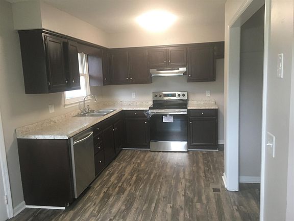 4th image of 103 Earnhart St