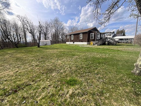 3rd image of 701 Circleview Dr