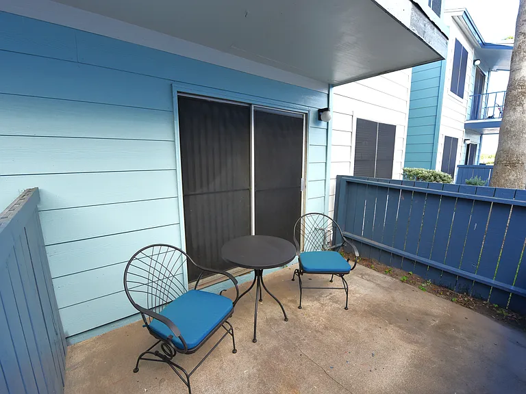 Land's End Apartments — Photo 21