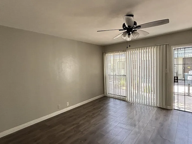 438 Cedar Ave #3 — Photo 5