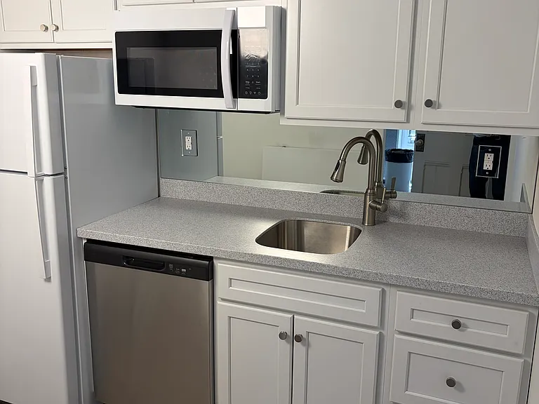 37841 Euclid Ave #1W — Photo 17