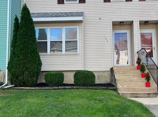 276 Green Ln, Newark, DE 19711
