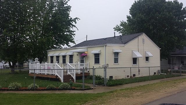 1st image of 41 Congress Dr