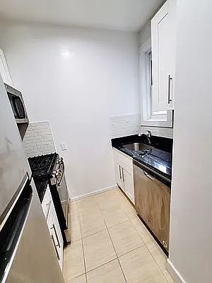 3rd image of 24-20 41st St #2KK
