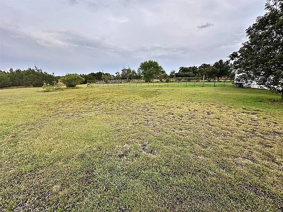2nd image of 1640 County Road 228 #B