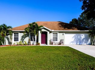 401 NW Biltmore St, Port Saint Lucie, FL 34983