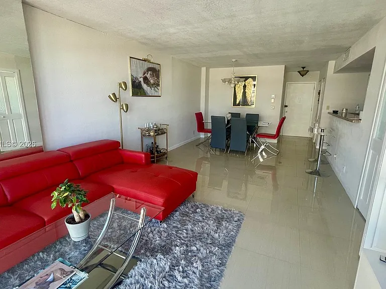2017 S Ocean Dr #405W — Photo 2