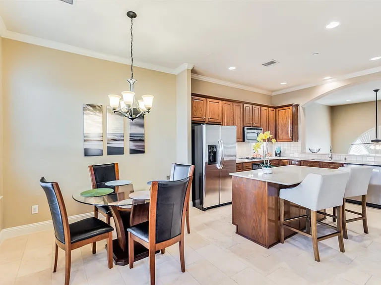 5709 Lunsford Rd — Photo 14