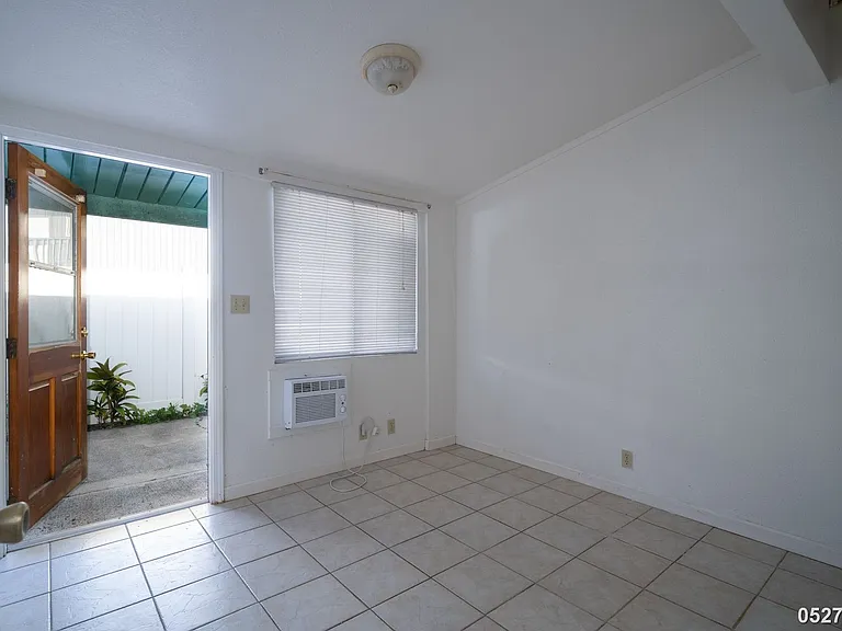 68-058 Akule St #D — Photo 11