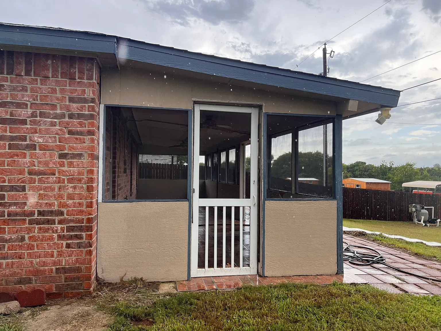 3505 Lakecrest Dr — Photo 3