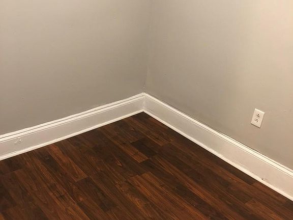 2nd image of 1448 N Maplewood Ave APT G