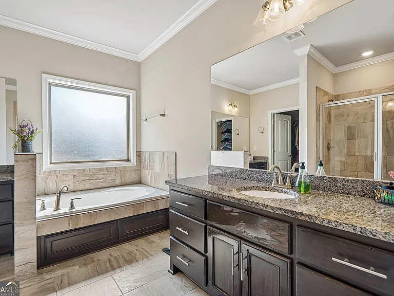 1354 Horseshoe Bend Ln — Photo 37