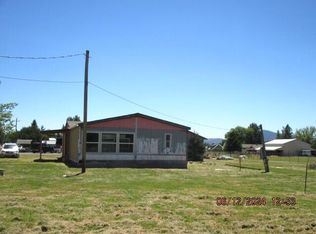 15208 Clover Creek Rd, Klamath Falls, OR 97601