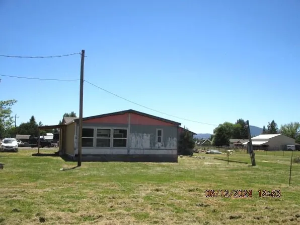 15208 Clover Creek Rd, Klamath Falls, OR 97601