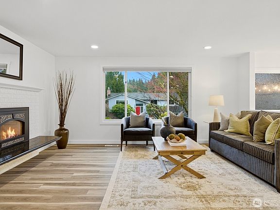 4th image of 11742 NE 150th Place