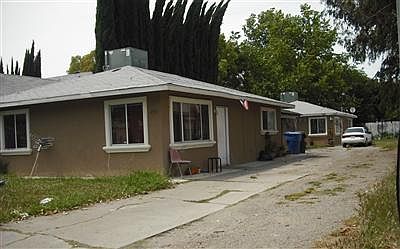 1st image of 2853-2851 33rd Ave