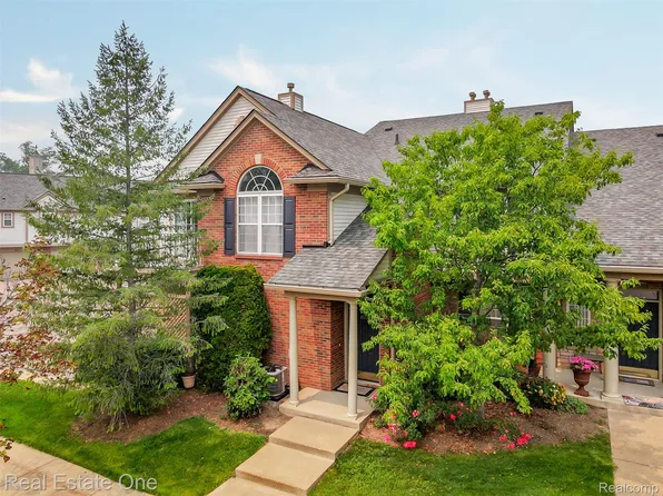 3570 Tremonte Cir S #282, Rochester, MI 48306