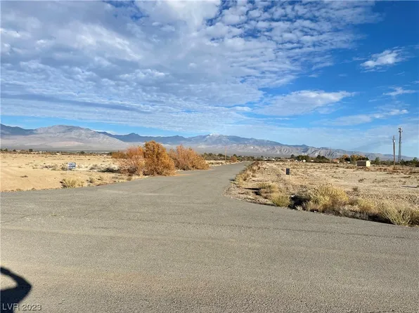 2461 W Mary Beth Ct, Pahrump, NV 89060