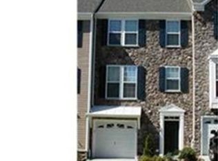 84 River Ln, Delanco, NJ 08075