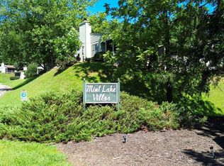 35C Mint Lake Ct W, Franklin, NC 28734