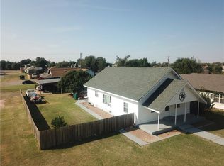 500 W Cypress St, Altus, OK 73521