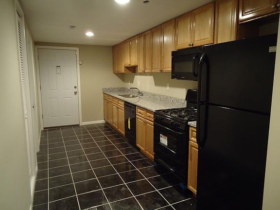 3rd image of 5754 S Wabash Ave #G