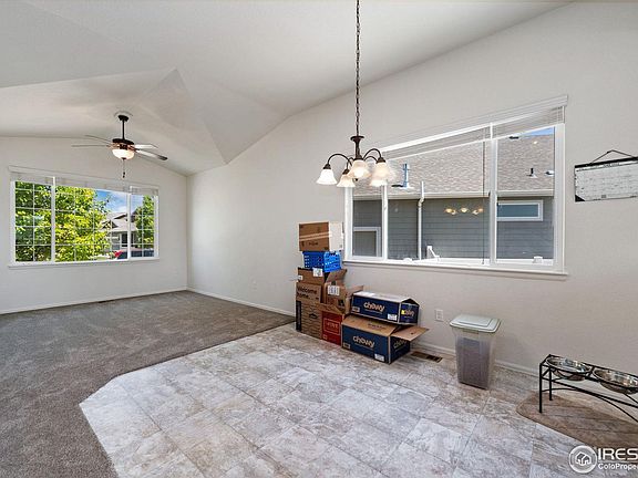 5th image of 247 Pinebrook Ct