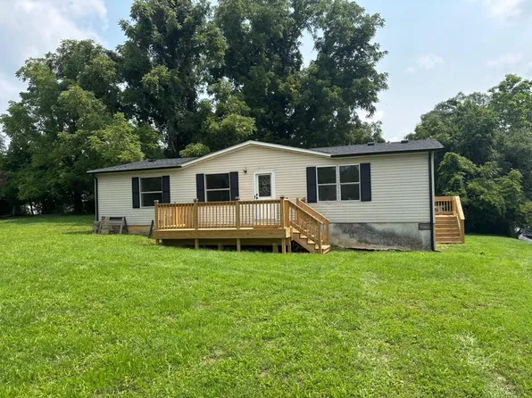 700 Walnut Ave, Pulaski, VA 24301