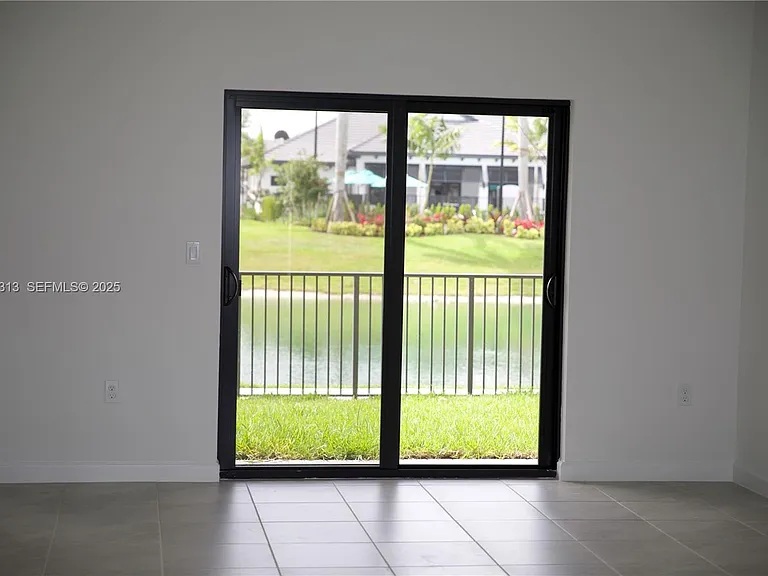 5001 Peacock Way #5038 — Photo 22