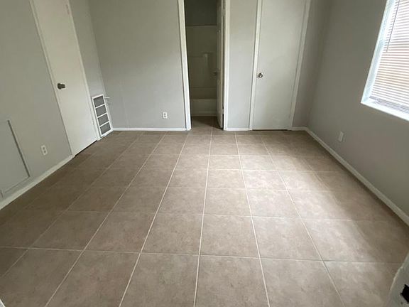 4th image of 14110 Alderson St #1